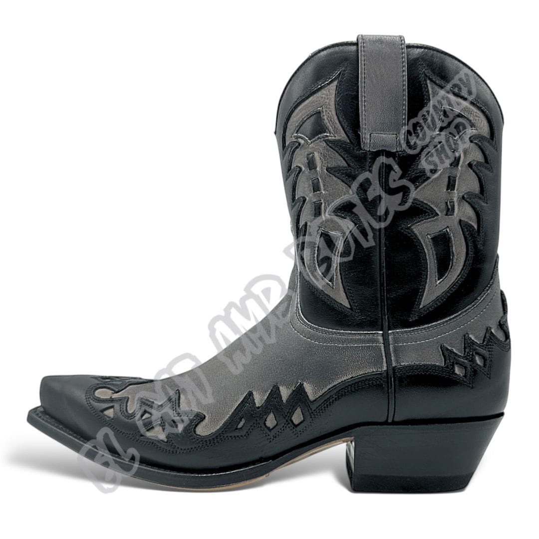 El-Gat-Amb-Botes-Platja-Daro-Shop-Online-Botas-Sendra-11283-Salvaje-Acacia-Negro-Betun