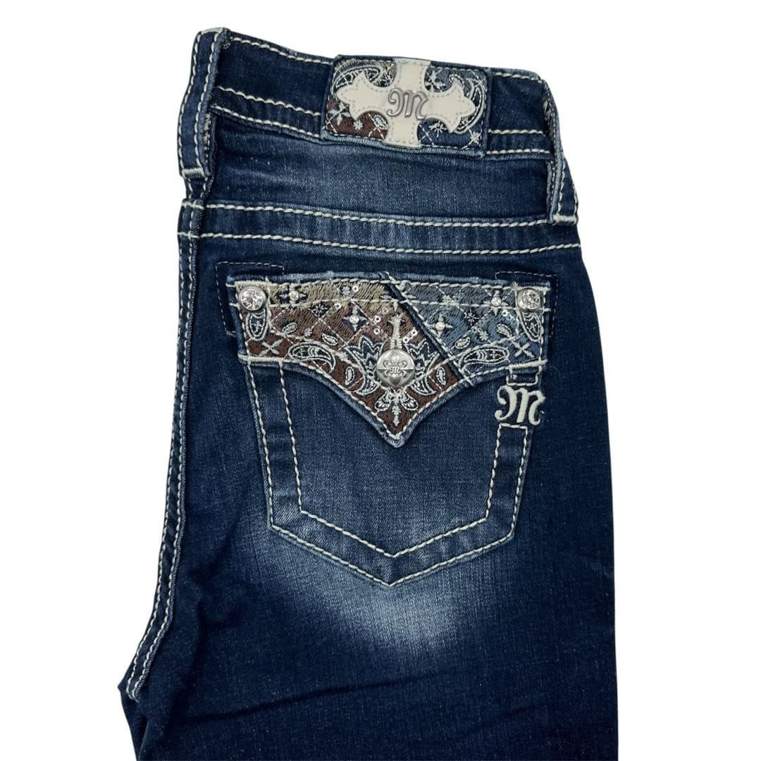 El-Gat-Amb-Botes-Platja-Daro-Shop-Online-Complementos-Jeans-Mujer-MissMe-Boho