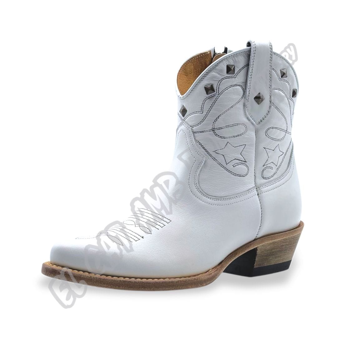El-Gat-Amb-Botes-Platja-Daro-Shop-Online-Bota-Mayura-2688-Napa-Blanca