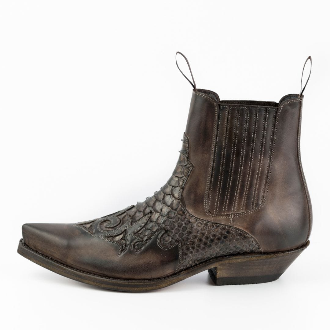 El-Gat-Amb-Botes-Platja-Daro-Shop-Online-Botin-Mayura-Rock-2500-Marron