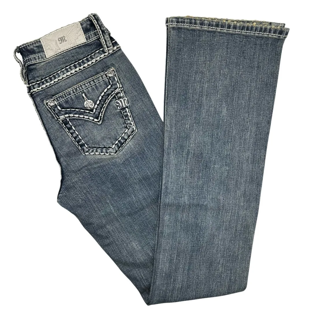 El-Gat-Amb-Botes-Platja-Daro-Shop-Online-Complementos-Jeans-Mujer-MissMe-White-Stitch