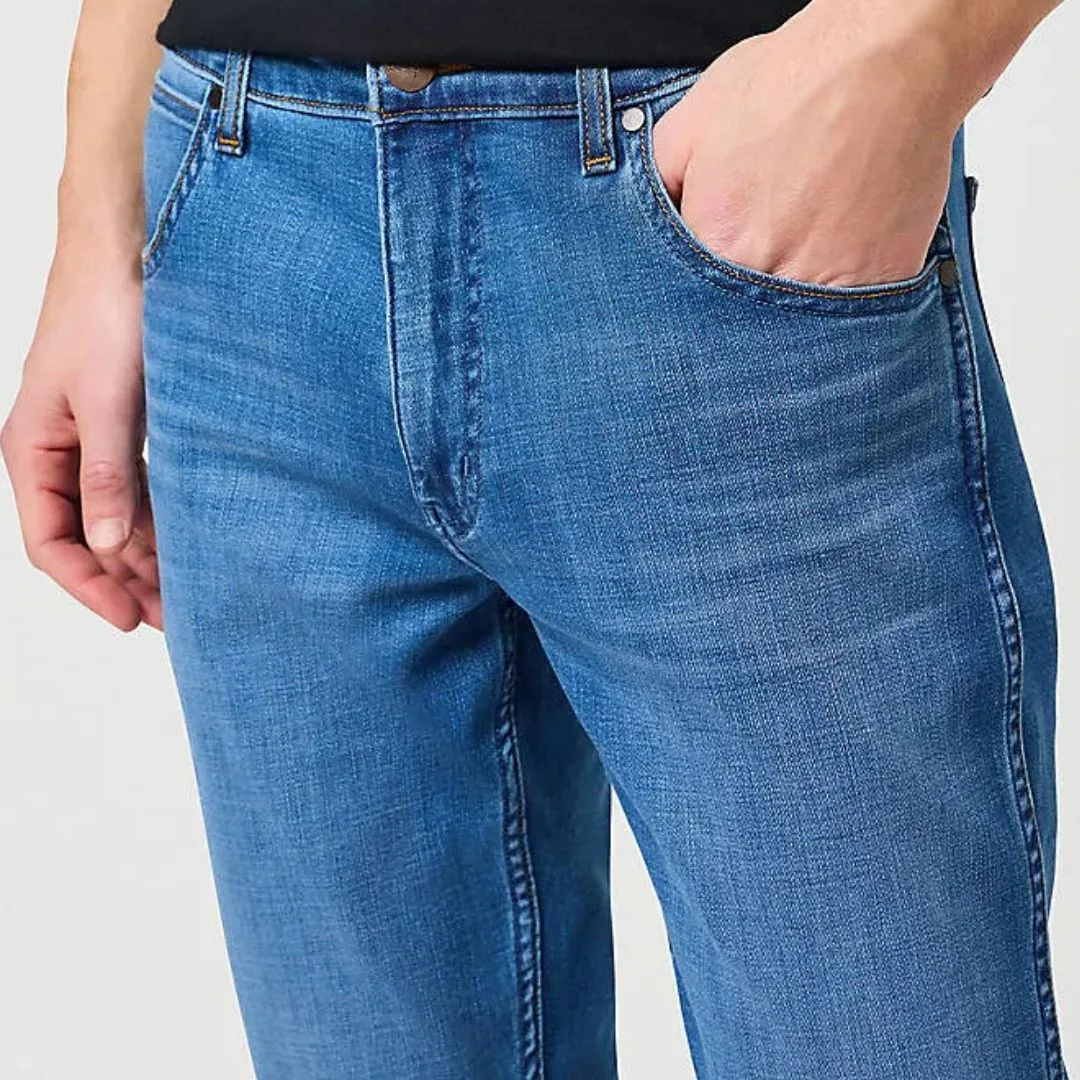 El-Gat-Amb-Botes-Platja-Daro-Shop-Online-Complementos-Jeans-Hombre-Wrangler-W15Q74259-Greensboro