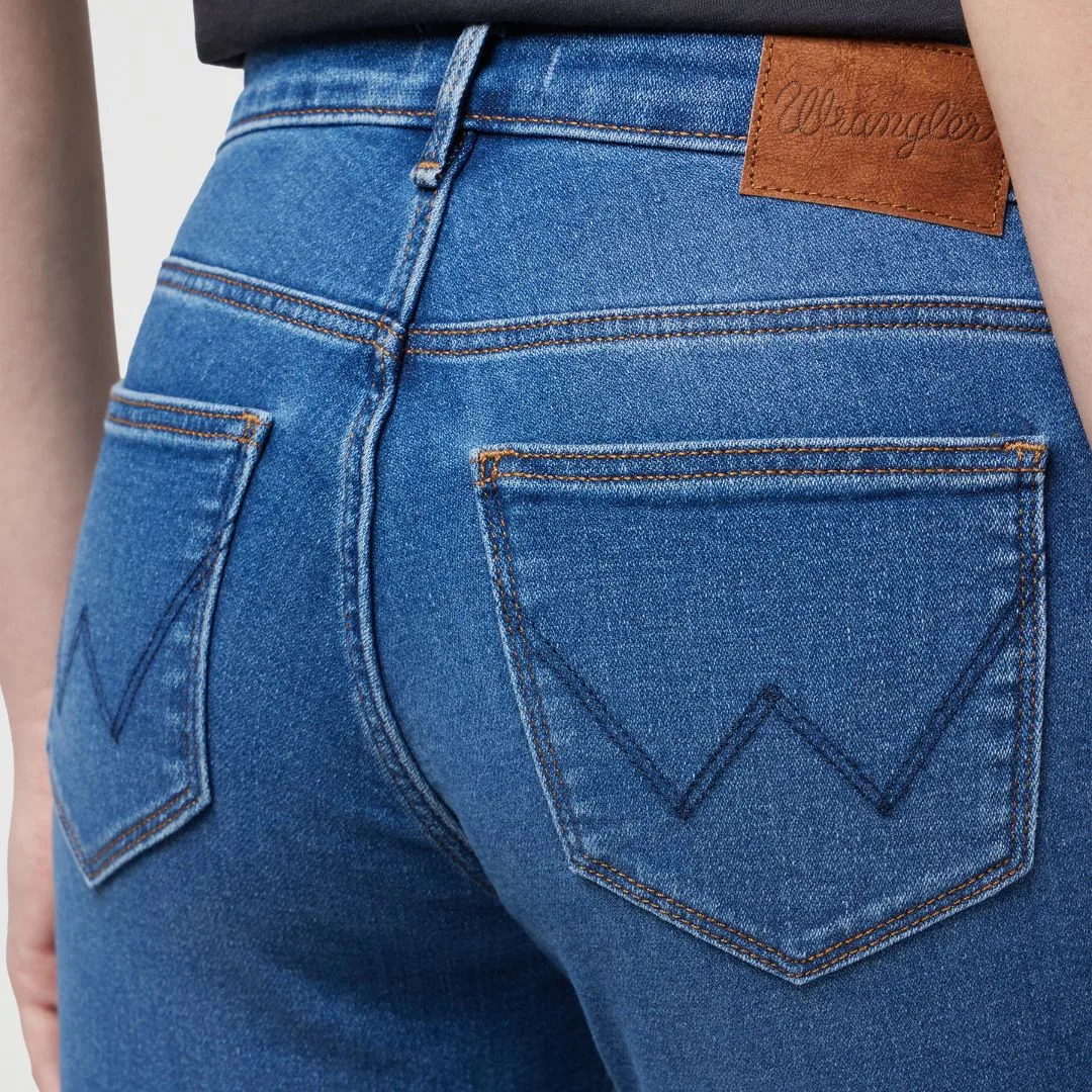 El-Gat-Amb-Botes-Platja-Daro-Shop-Online-Complementos-Jeans-Mujer-Wrangler-Camellia-112327595